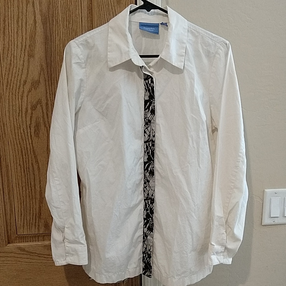 Simply Vera Vera Wang/Liz & co. Shirt/Skirt bundle